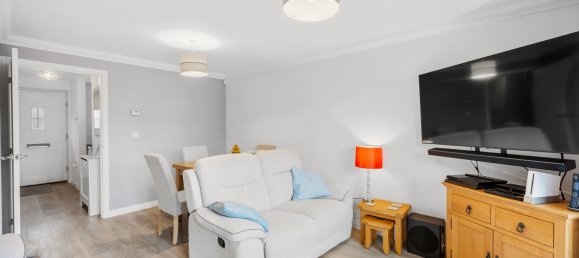 2 bedrooms House in Horley, United Kingdom No. 1028 3