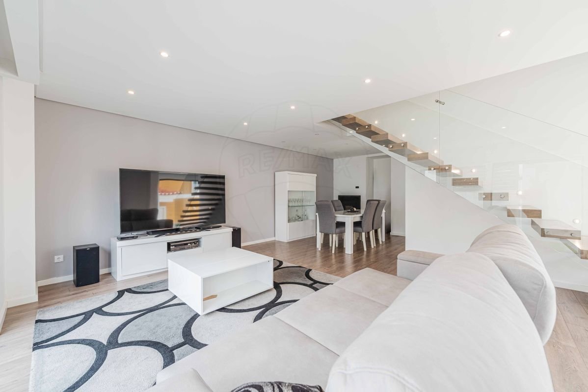 4 bedrooms House in Loures, Portugal No. 173624