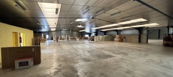 Gewerbliche Immobilie in Appoigny, France 1000m², Nr. 359731 4