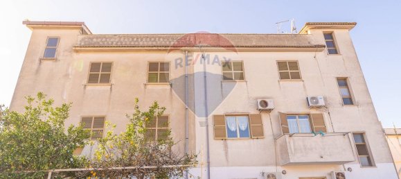 3 rooms Apartment in Nettuno, Italy No. 52568 48