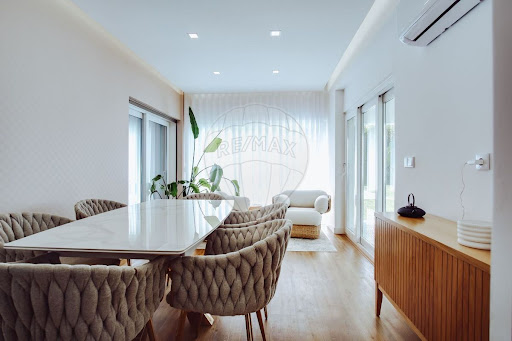 3 bedrooms Villa in Almada, Portugal No. 288879