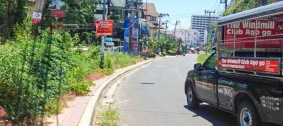 8 bedrooms Bungalow in Pattaya, Thailand No. 16144 3