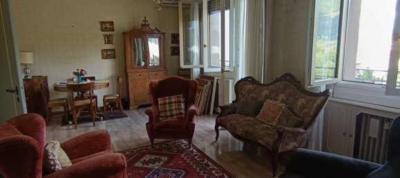 5 rooms Apartment in Prato, Italy No. 281148 14