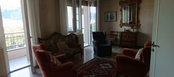 5 rooms Apartment in Prato, Italy No. 281148 7