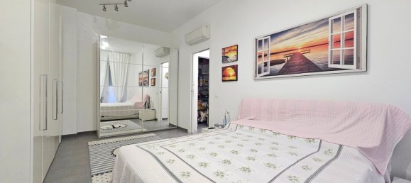 2 bedrooms Apartment in Spotorno, Italy No. 311030 8