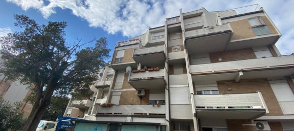 Studio in Spoleto, Italy No. 88197 7