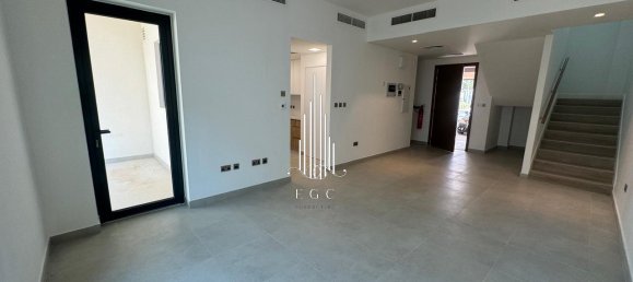 Adosado de 3 dormitorios en Yas Island, UAE No. 39633 4