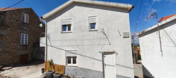 2 bedrooms Villa in Gouveia, Portugal No. 336620 2