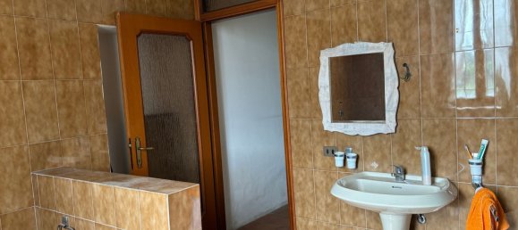 3 rooms Apartment in Torrevecchia Pia, Italy No. 274856 10