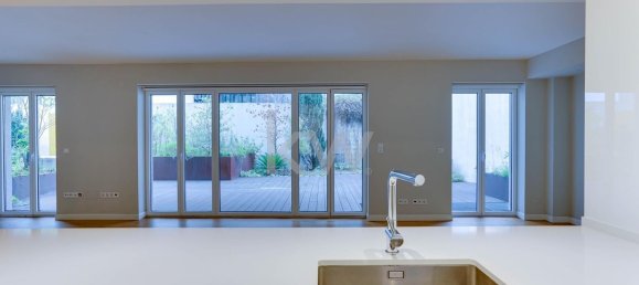 2 bedrooms Apartment in Lisbon, Portugal No. 130889 9