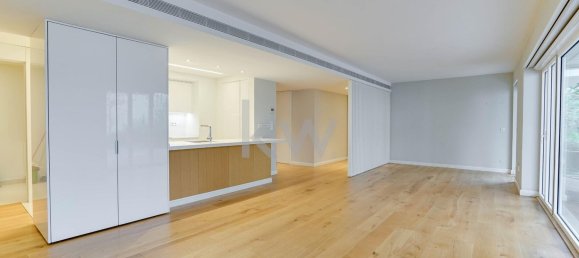 2 bedrooms Apartment in Lisbon, Portugal No. 130889 5