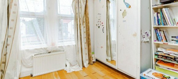 3 Schlafzimmer Haus in Croydon, United Kingdom, Nr. 7988 10