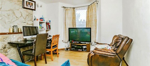 3 Schlafzimmer Haus in Croydon, United Kingdom, Nr. 7988 5