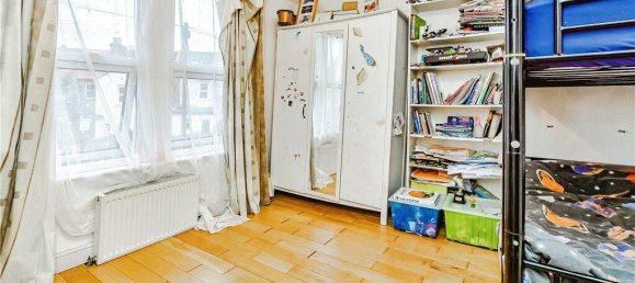 3 Schlafzimmer Haus in Croydon, United Kingdom, Nr. 7988 7