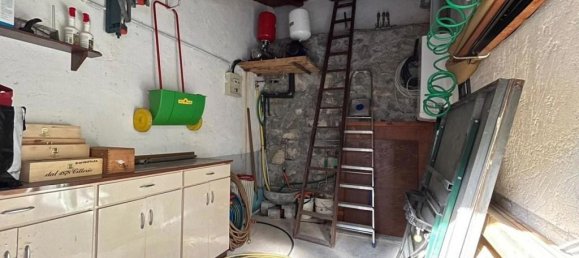 13 rooms House in Alta Valle Intelvi, Italy No. 15297 111