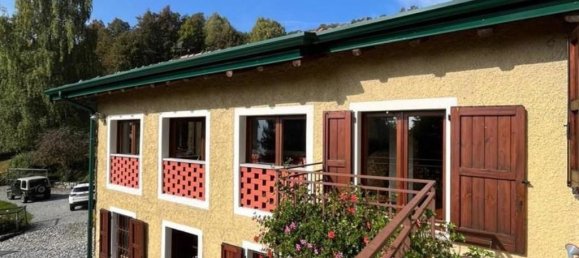 13 rooms House in Alta Valle Intelvi, Italy No. 15297 5