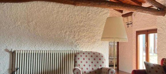 13 rooms House in Alta Valle Intelvi, Italy No. 15297 72