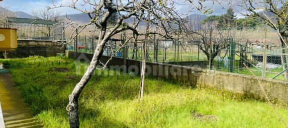 3 غرف نوم فيلا في Forino, Italy رقم 90001 8