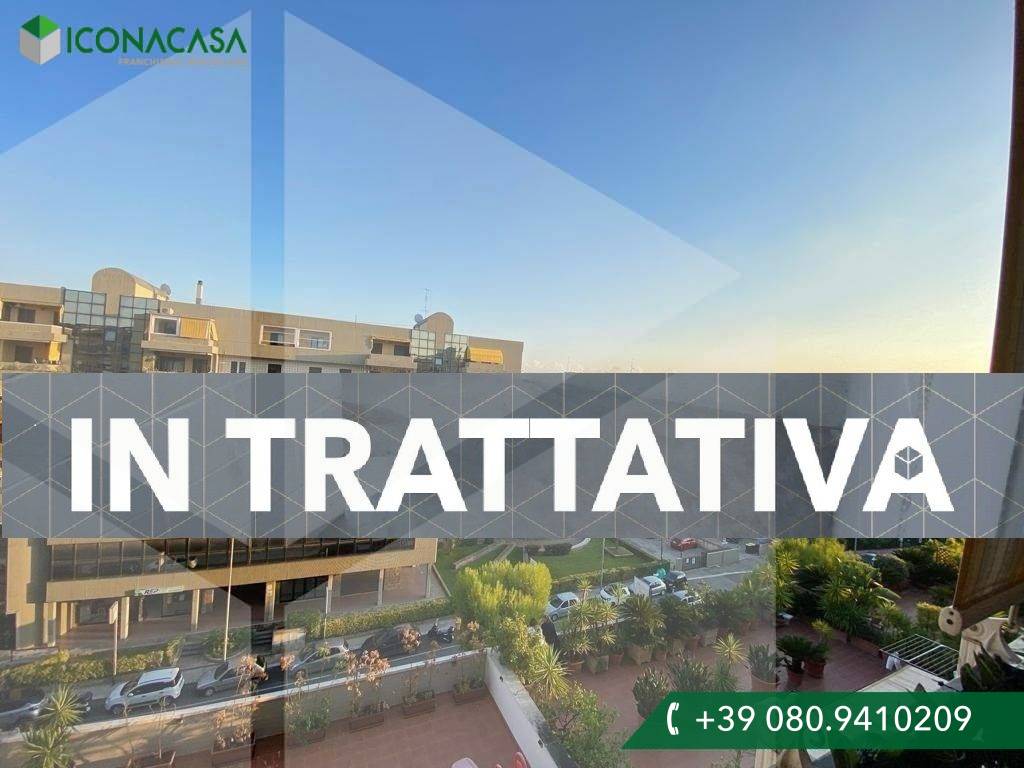 Квартира с 3 комнатами в Модуньо, Италия № 32452