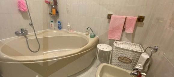 Квартира с 3 комнатами в Модуньо, Италия № 32452 14