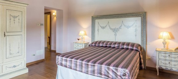 14 rooms House in Tuoro sul Trasimeno, Italy No. 54199 27