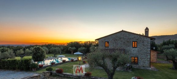 14 rooms House in Tuoro sul Trasimeno, Italy No. 54199 12