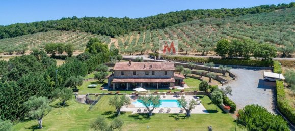 14 rooms House in Tuoro sul Trasimeno, Italy No. 54199 2