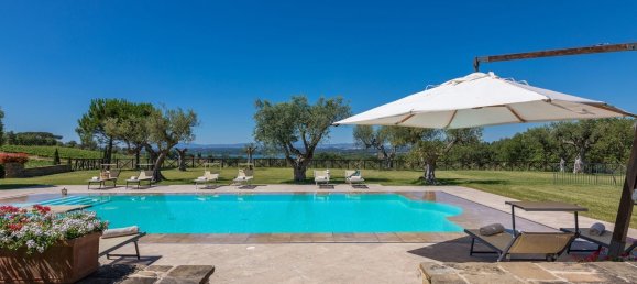 14 rooms House in Tuoro sul Trasimeno, Italy No. 54199 7