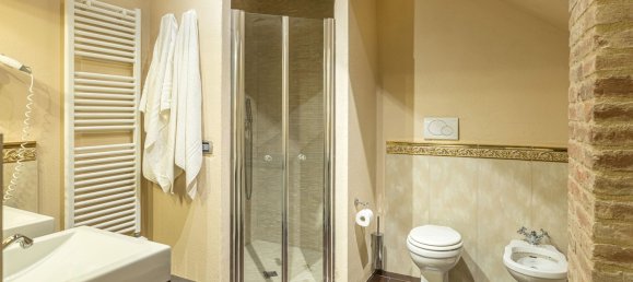 14 rooms House in Tuoro sul Trasimeno, Italy No. 54199 26