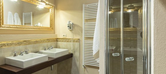 14 rooms House in Tuoro sul Trasimeno, Italy No. 54199 20