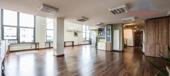 476m² Office in Madrid, Spain No. 133863 3