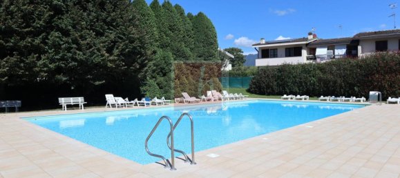 2 bedrooms Apartment in Monvalle, Italy No. 343336 2