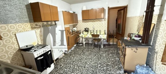 2 rooms House in Castiglione del Lago, Italy No. 297065 2