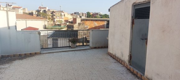 Casa de 6 habitaciónes en Paternò, Italy No. 48717 9