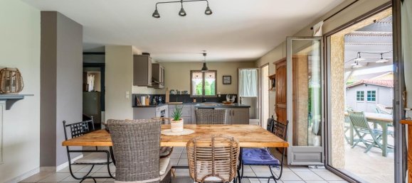 4 Schlafzimmer Haus in Rhone, France, Nr. 295475 3