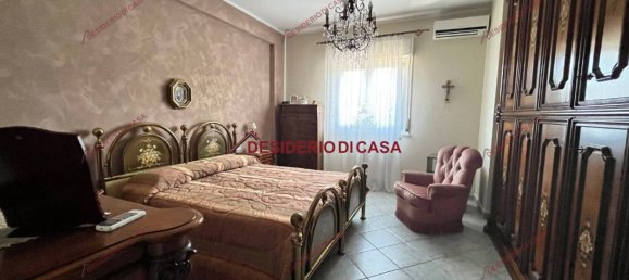 3 Schlafzimmer Wohnung in Palermo, Italy, Nr. 112649 8