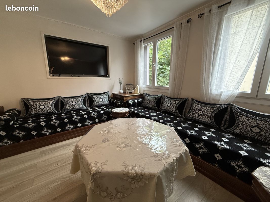 3 غرف نوم منزل في Bobigny, France رقم 176525