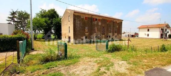 15 bedrooms Villa in Ferrara, Italy No. 136076 12