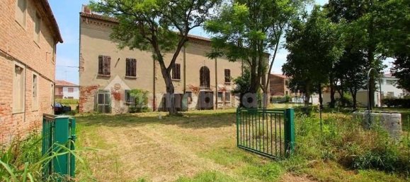 15 bedrooms Villa in Ferrara, Italy No. 136076 10