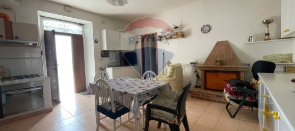 4-salle Maison à Pietranico, Italy No. 86654 2