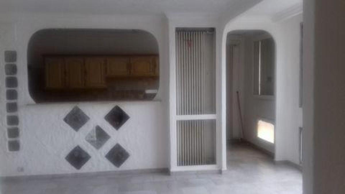 شقة 2 غرف نوم  في Marignane, France رقم 10242