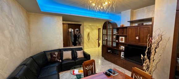 Apartamento de 4 divisões em Cinisello Balsamo, Italy N.º 290533 3