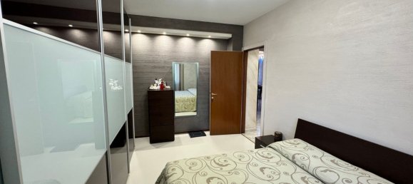 Apartamento de 4 divisões em Cinisello Balsamo, Italy N.º 290533 9