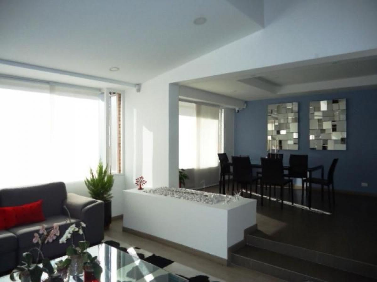 3 bedrooms House in Bogota, Colombia No. 13706