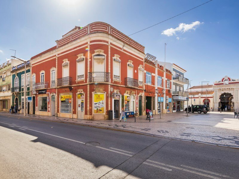 Bâtiment à Loule, Portugal No. 57652