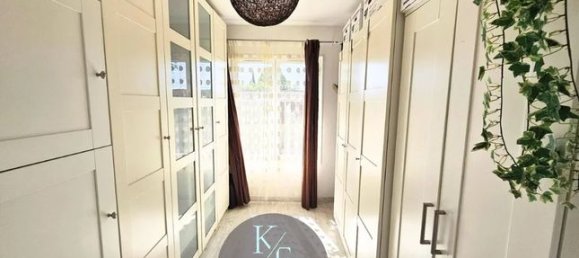 5 bedrooms House in Magny-en-Vexin, France No. 356099 7