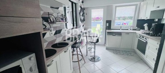 3 Schlafzimmer Haus in Outreau, France, Nr. 310574 3