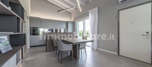 Villa T3 em Padenghe sul Garda, Italy N.º 10407 23