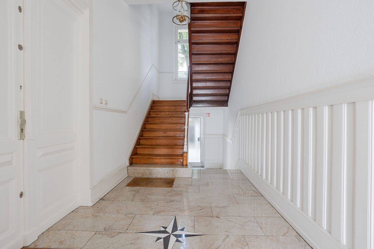 2 Schlafzimmer Wohnung in Frankfurt am Main, Germany, Nr. 44739