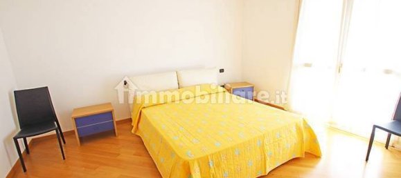 2 bedrooms Apartment in Calcinate, Italy No. 379472 10